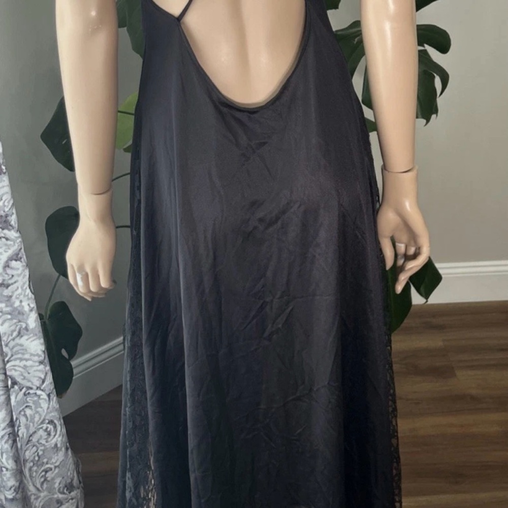 Petra Fashions Vintage Long Gown 2X Black Nylon Lace Inserts - Picture 6 of 7